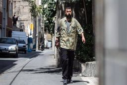 لات بازی هومن حاجی عبداللهی در سریال جدیدش +عکس