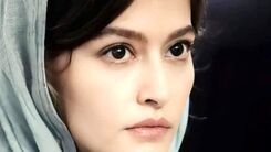 اشک های بی پایان پردیس احمدیه در مراسم ختم عزیزش | حال پردیس احمدیه خراب شد + عکس