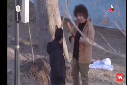 غوغای صحنه جنجالی در شبکه نسیم |  نشان دادن بوسه یک دختر و پسر در تلویزیون +فیلم