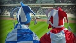 سروکله دوقلوهای حاشیه ساز پایتخت در استادیوم آزادی پیدا شد  + عکس