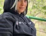 حضور دنیا مدنی در ورزشگاه آزادی +فیلم