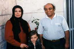 قصه عشق گوهر خیراندیش اشک به چشمانتان می‌آورد | ماجرای زندگی تلخ گوهر خیراندیش و همسرش + عکس