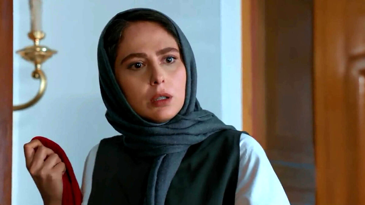 نقش جنجالی رعنا آزادی در زخم کاری/تصاویر