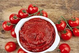 ماده اصلی غذاهای ایرانی در بازار کمیاب شد| منتظر گرانی رب گوجه باشیم؟