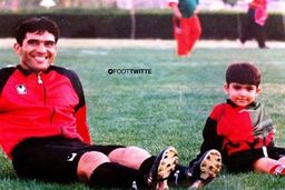 پدر شاهد نمایش پسر در جایگاه ویژه استادیوم آزادی +عکس