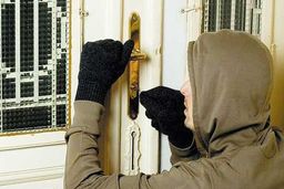 روز ولنتاین/سارق ولنتاین در حمام به دام افتاد!