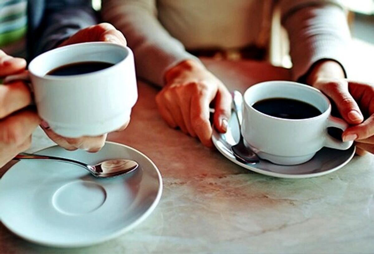 برای از بین بردن کبد چرب این موقع از روز قهوه بخورید | مضرات خوردن قهوه در شب را بدانید