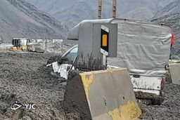 تصاویری هولناک از وضعیت محور هراز پس از وقوع سیلاب