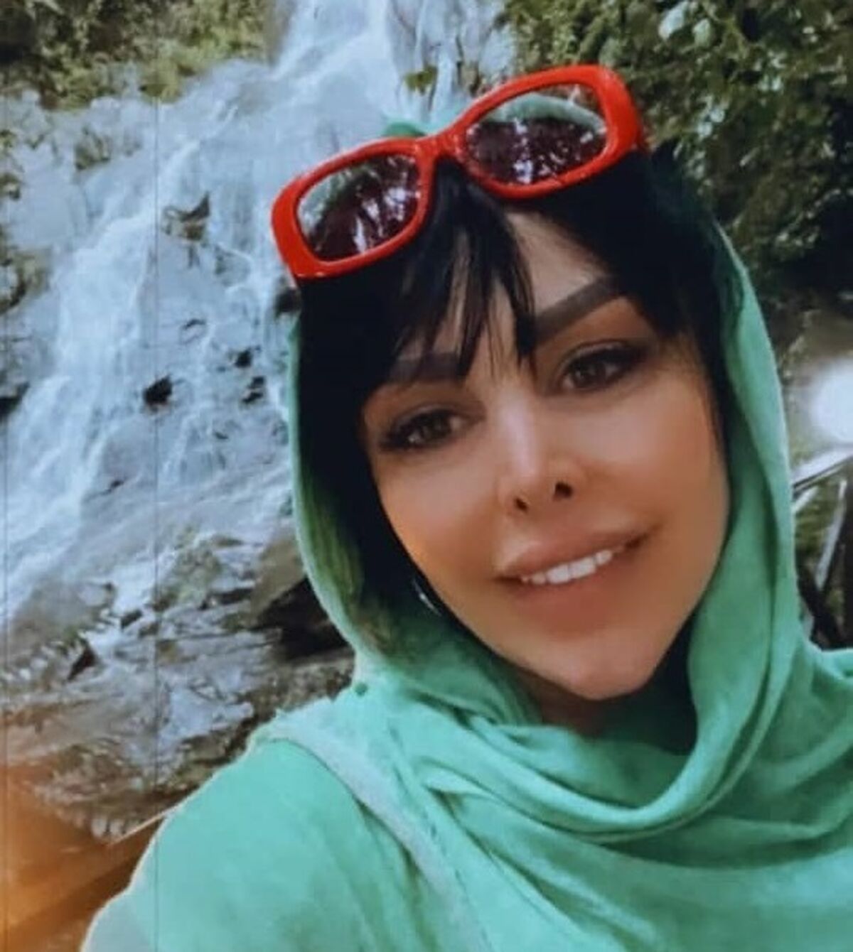 بیوگرافی فلور نظری  +عکس