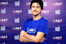 تیکه سنگین سردار آزمون به رانندگی افتضاح زنش | مسخره بازی سردار آزمون گل کرد + عکس