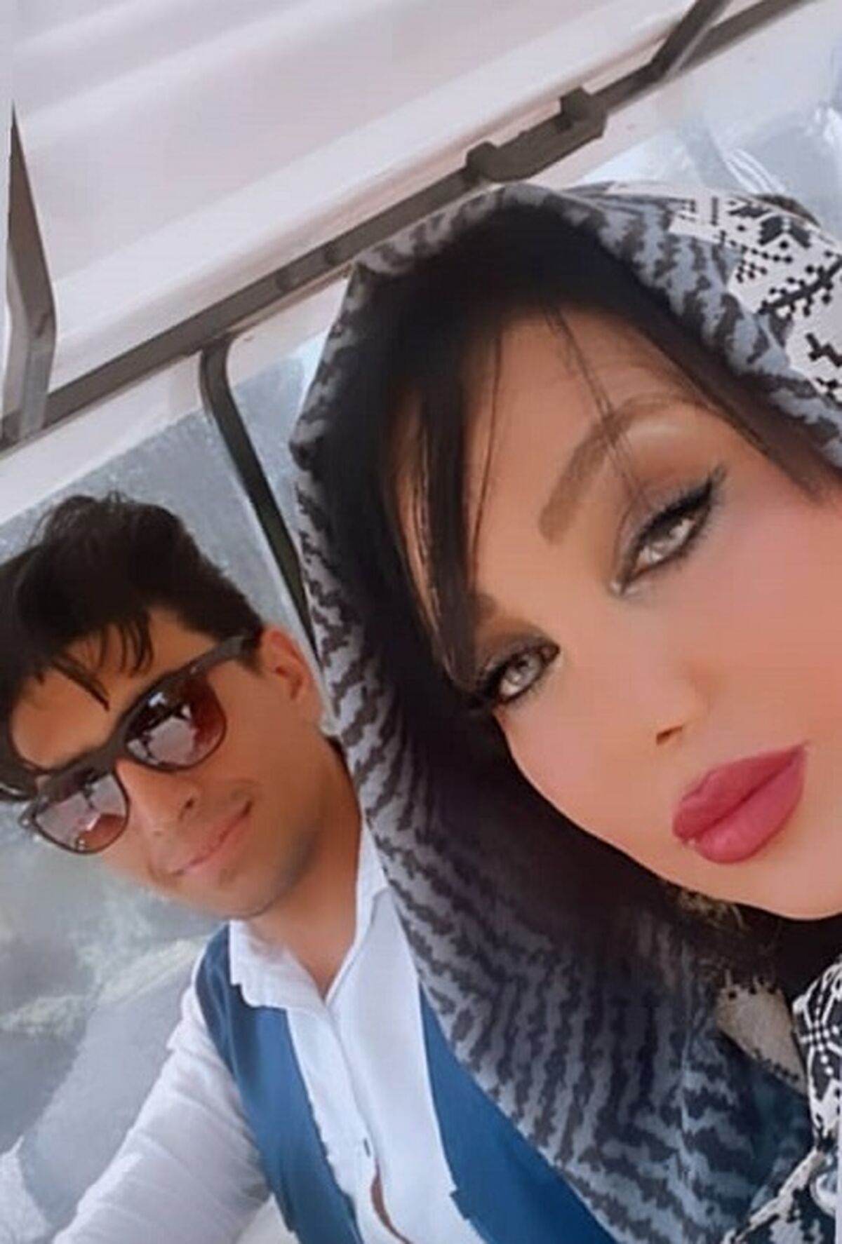 بهنوش بختیاری ناشیانه با این عکس طلاقش را لو داد | پز دادن بهنوش بختیاری با ویو لاکچری آپارتمانش در بالاشهر تهران ! +عکس جنجالی