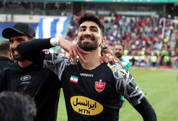 اختلاف بیرانوند با پرسپولیس بالا گرفت | انتقال علیرضا بیرانوند به استقلال داغ شد +فیلم