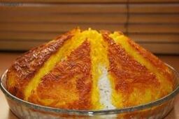 طرز تهیه ته دیگ ماست و تخم مرغی پرطرفدار و مجلسی | نکته های اسرار آمیز تهیه ته دیگ ماست و تخم مرغی