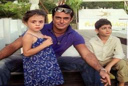 پدر پولدار محمدرضا گلزار چه جشن تولدی براش گرفت/شباهت عجیب محمدرضا گلزار به جوانی های پدرش! +عکس خبرساز