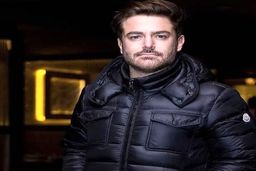 شباهت جالب محمدرضا گلزار به جوانی های پدرش | پدر میلیاردر محمدرضا گلزار چه کاره است؟ +عکس