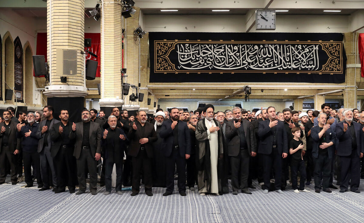 پوشش متفاوت سردار قاآنی در حسینیه امام خمینی