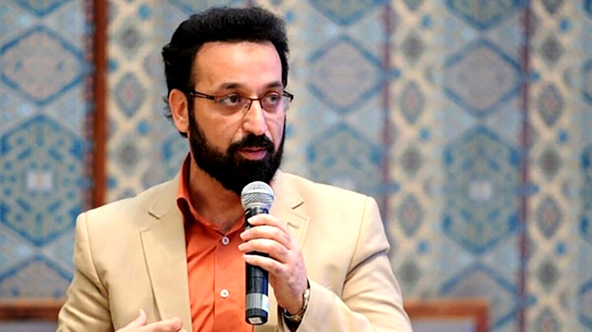 مجری جنجالی دوباره به قاب تلویزیون بازگشت | فرزاد جمشیدی مجری سحر ماه رمضان شد