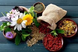 نسخه طب سنتی برای آب کردن چربی شکم | ادویه جات و گیاهان چربی سوز را بشناسید