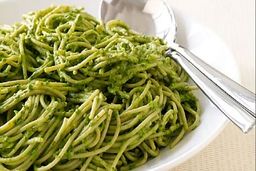 گیاه خوارها این غذای لذیذ را از دست ندهند | «ماکارونی با سس اسفناج»، غذایی لذیذ گیاهی