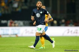 اشکان دژاگه و دختران بانمکش +عکس