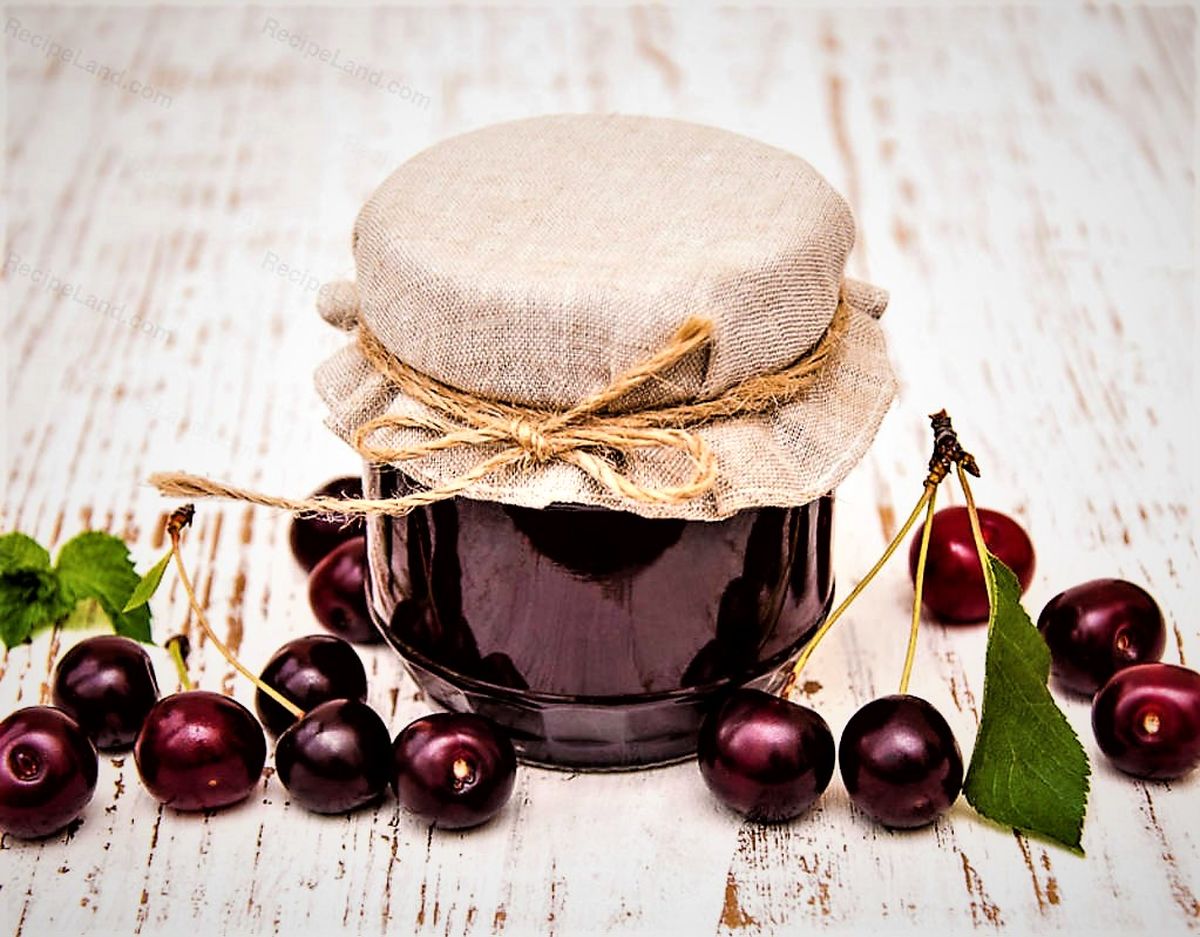 مربای آلبالو