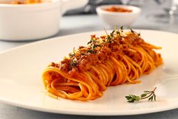 راز مخفی سرآشپز‌ها برای خوشمزه شدن ماکارونی | با اضافه کردن ادویه مخصوص ماکارونی کولاک کنید !