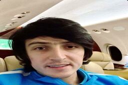 عکس لو رفته از خودروی فوق‌ لاکچری سردار آزمون!