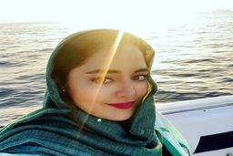 جشن تولد شاهانه نرگس محمدی با حضور بازیگر معروف!/ سنگ تمام علی اوجی برای خانمش!+عکس