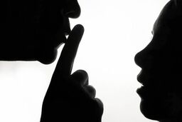 آزار و اذیت شیطانی دختری شوم بخت مشهدی | تهدید دختر برای لو دادن ماجرا به پلیس 