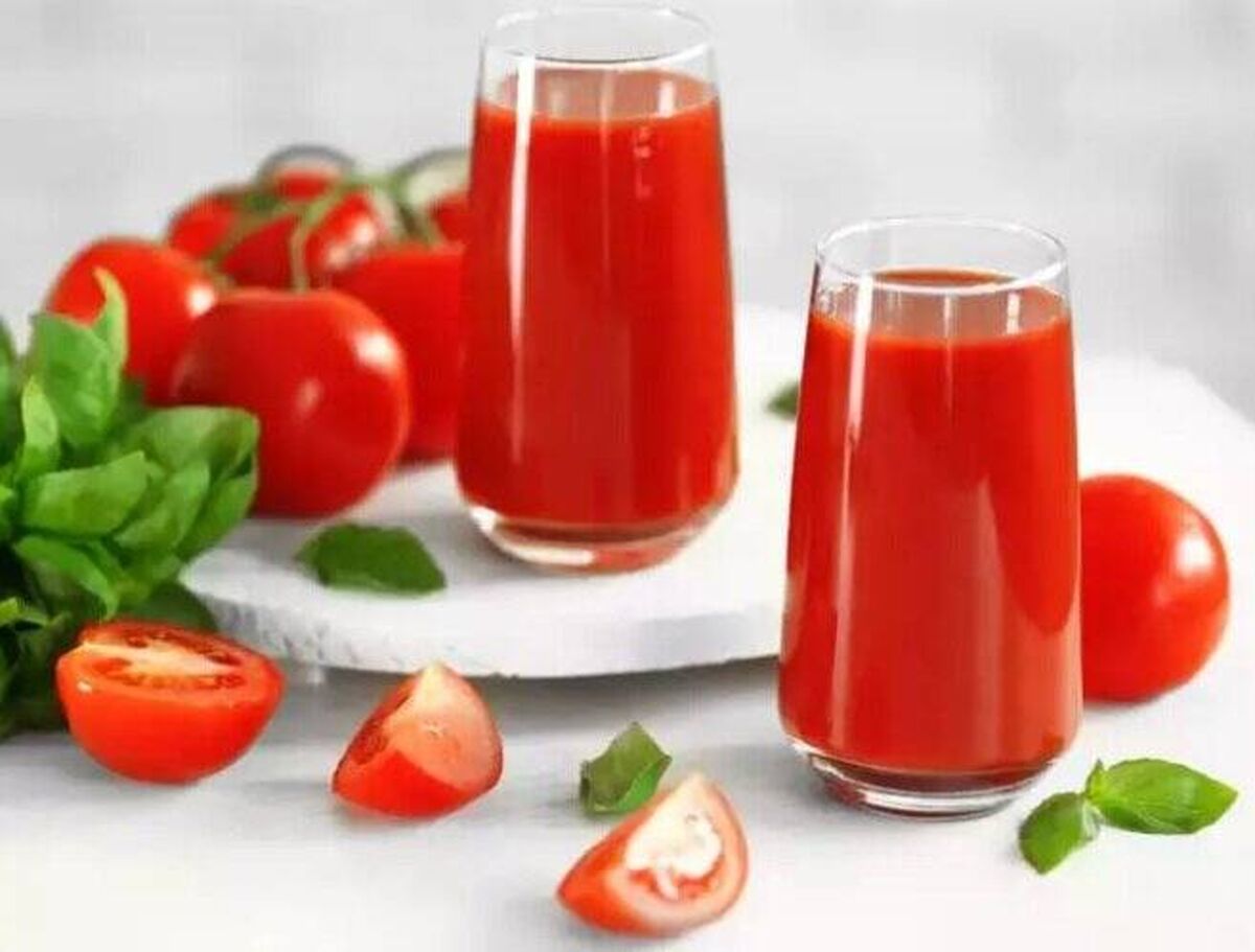 این آبمیوه دشمن سرطان است | چهار خاصیت شگفت انگیز آب گوجه فرنگی