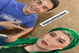 نعیمه نظام دوست در مهمانی لاکچری تولد عمو پورنگ دیده شد | لباس همرنگ عمو پورنگ و نعیمه نظام دوست در جشن تولد جنجالی شد +فیلم حاشیه ساز