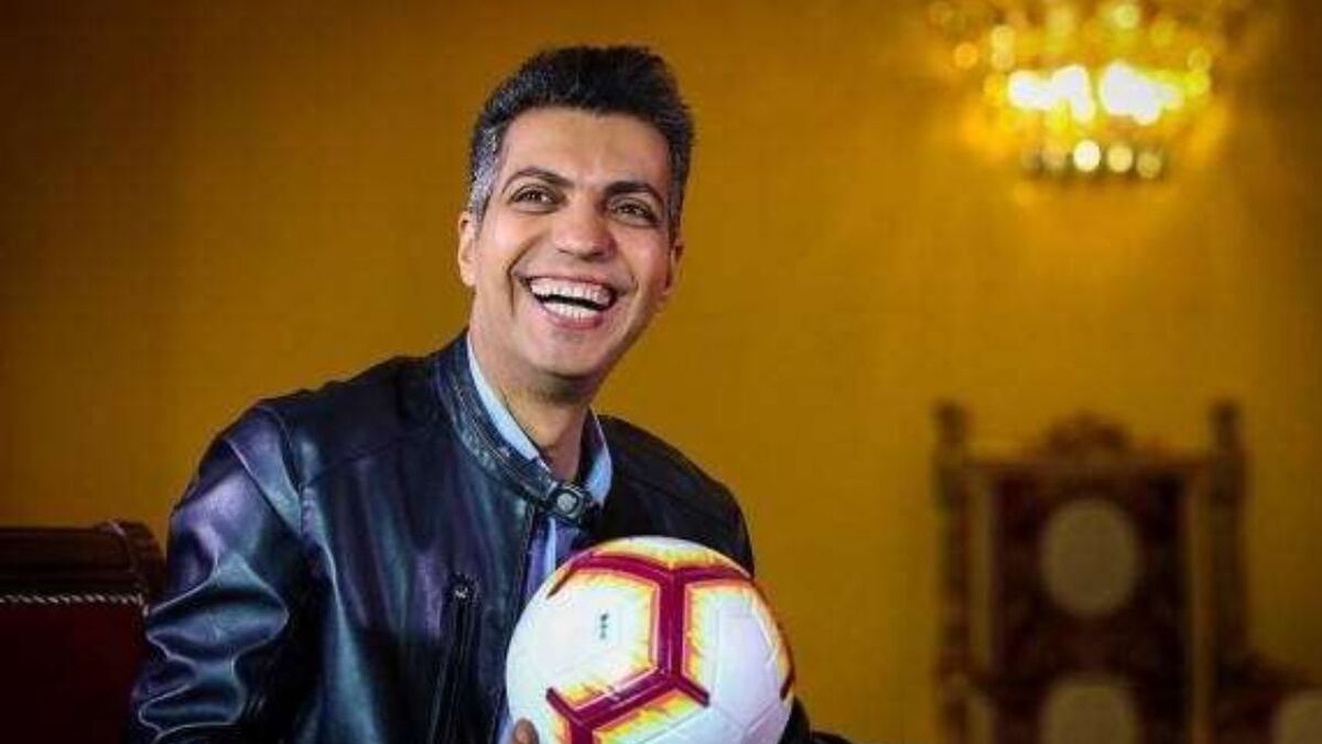 سلفی آسانسوری عادل فردوسی پور! +عکس