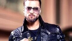 تقلید عجیب امیر مقاره از  یکی از اعضا BTS! | پوشش خواننده ماکان بند همه را متعجب کرد
