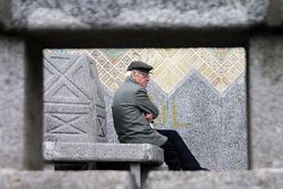 خبر خوش اول هفته ۲۶ فروردین برای بازنشستگان | حقوق بازنشستگان حداقل‌بگیر ۲۵۰ تومان اضافه شد