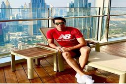 دبی گردی سپهر حیدری و همسرش با کشتی لوکس | همسر سپهر حیدری پرنسس شده!