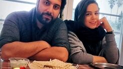 احسان خواجه امیری وهمسرش در کله پاچه ای دیده شدند +عکس
