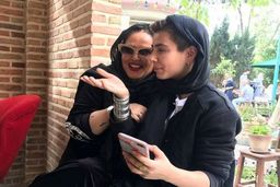 عکس باورنکردنی بهاره رهنما در دورهمی مختلط بدون حاجی +عکس حاشیه ساز