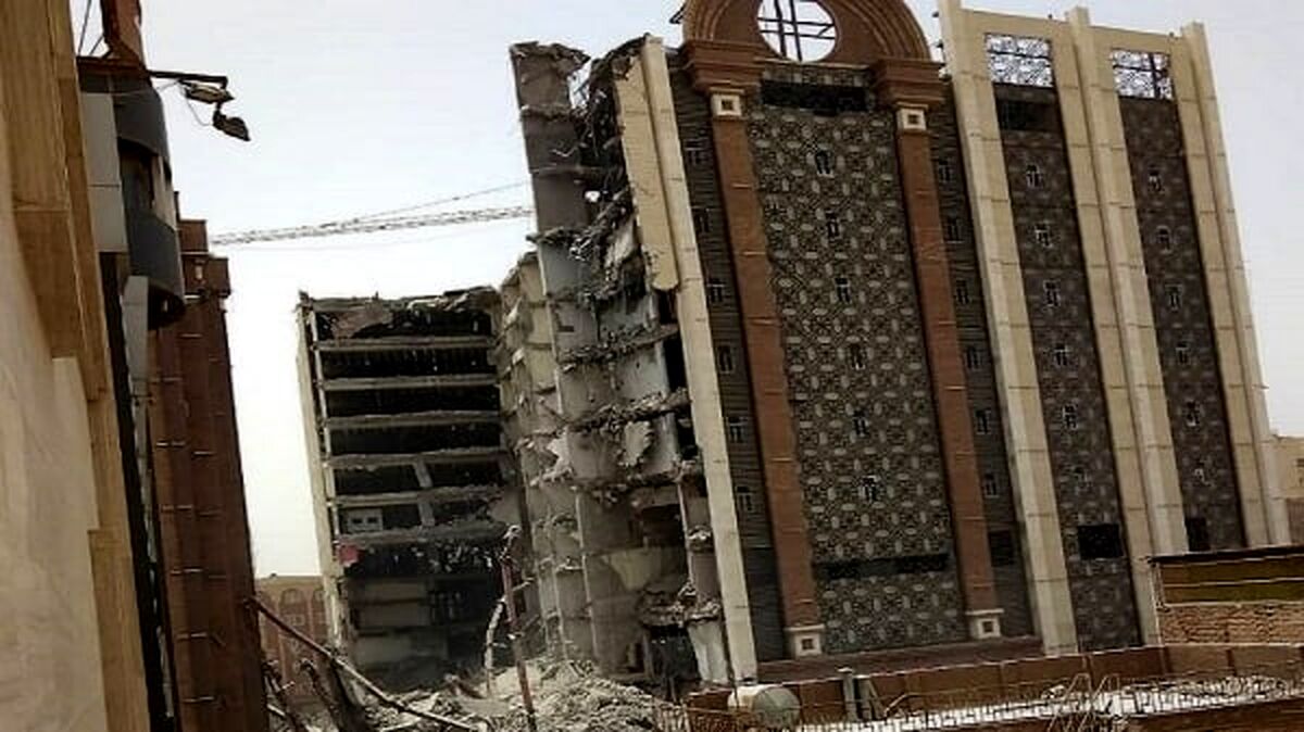 افزایش تلفات حادثه ریزش ساختمان به ۱۱ نفر