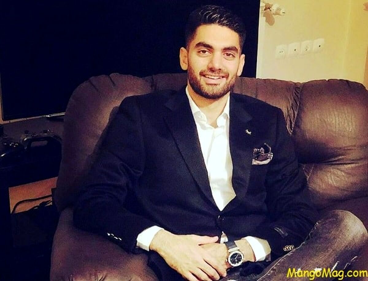 علی کریمی روی تخت بیمارستان /عکس فوتبالیست محبوب بعد از جراحی
