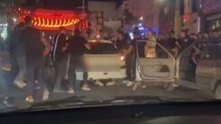 تصاویری از لحظه زیرگرفتن زن گوهردشتی | کار هولناک راننده زن پژو ۲۰۶ در کرج همه را به وحشت انداخت + فیلم