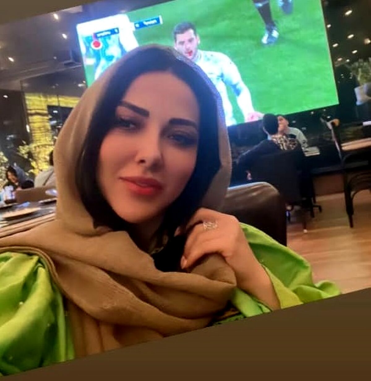 تبلیغ لیلا اوتادی برای ماشین خارجی سرو صدا کرد/پوشش زیبای لیلا اوتادی همه را متعجب زده کرد!؟ +عکس خبرساز