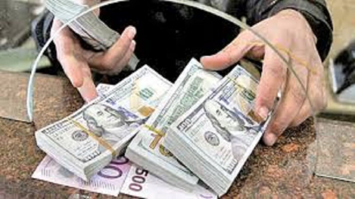 قیمت دلار در بازار آزاد ۳۱ شهریور 