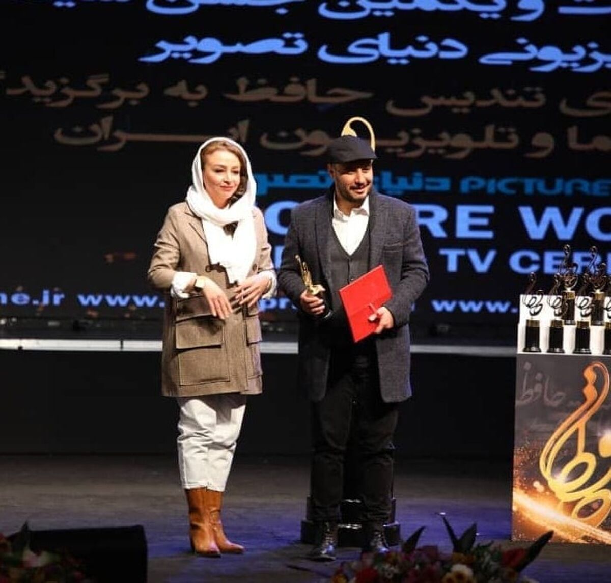 همسر جواد عزتی با لباس نامتعارف روی تخت بیمارستان/جواد عزتی به ملاقات مه لقا نرفت!؟ +عکس لو رفته