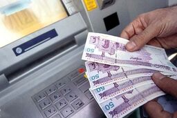 رئیس جمهور قبل از رفتن به چین کارمندان را غافلگیر کرد | جزییات پرداخت عیدی کارمندان و مبلغ عیدی امسال | واریز 700 هزار تومان اضافه برای کارمندان با مبلغ عیدی