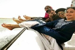 پز دادن الناز شاکردوست با ماشین گرانقیمت باباش| مانتوی چند میلیونی بی ریخت الناز شاکردوست برای رفتن به مهمونی! +عکس خبرساز