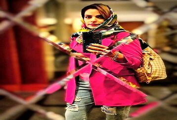 سلفی عاشقانه سپیده خداوردی در اتومبیل شخصی اش | مرد خوشبختی که کنار سپیده خداوردی است کیست؟ + عکس
