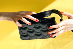 شخصیت شناسی زنان با مدل کیف | روانشناسی کیف دستی زنانه و شخصیت شناسی رنگ کیف آنها