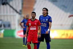 بازیکن استقلال عکس قهرمانی‌اش با پرسپولیس لو رفت +فیلم