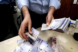 افزایش حقوق کارمندان تصویب شد/ حقوق کارمندان در 1400 چقدر خواهد بود؟