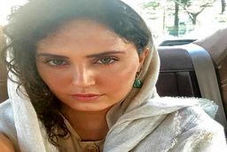 حرکت زشت و خجالت آور الناز شاکردوست و برادرش | قلیون کشیدن حرفه ای الناز شاکردوست در رستوران معروف + عکس